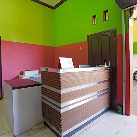 Oyo 91583 D'Cost Green Syariah Surabaya Kültér fotó