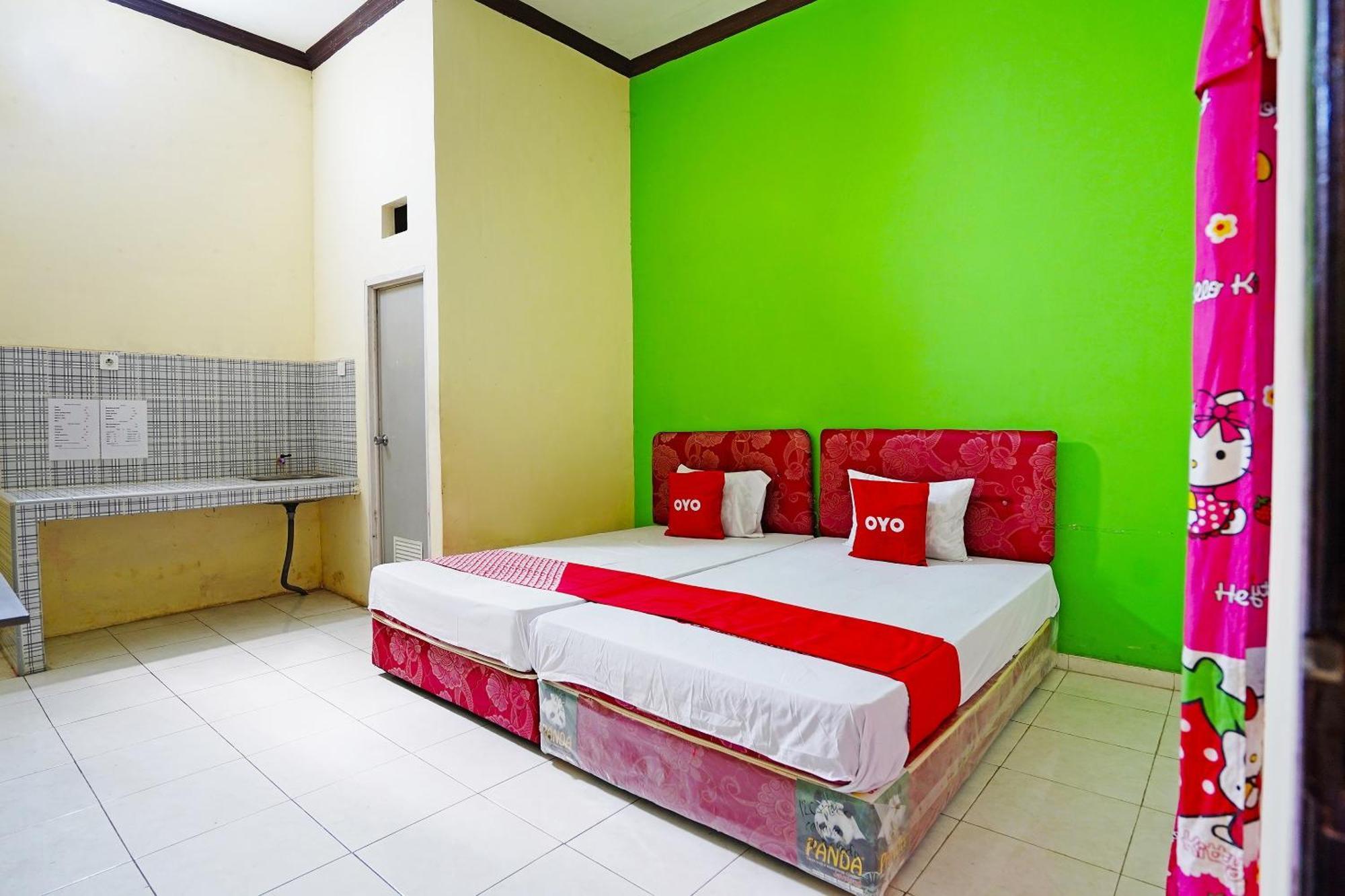 Oyo 91583 D'Cost Green Syariah Surabaya Kültér fotó