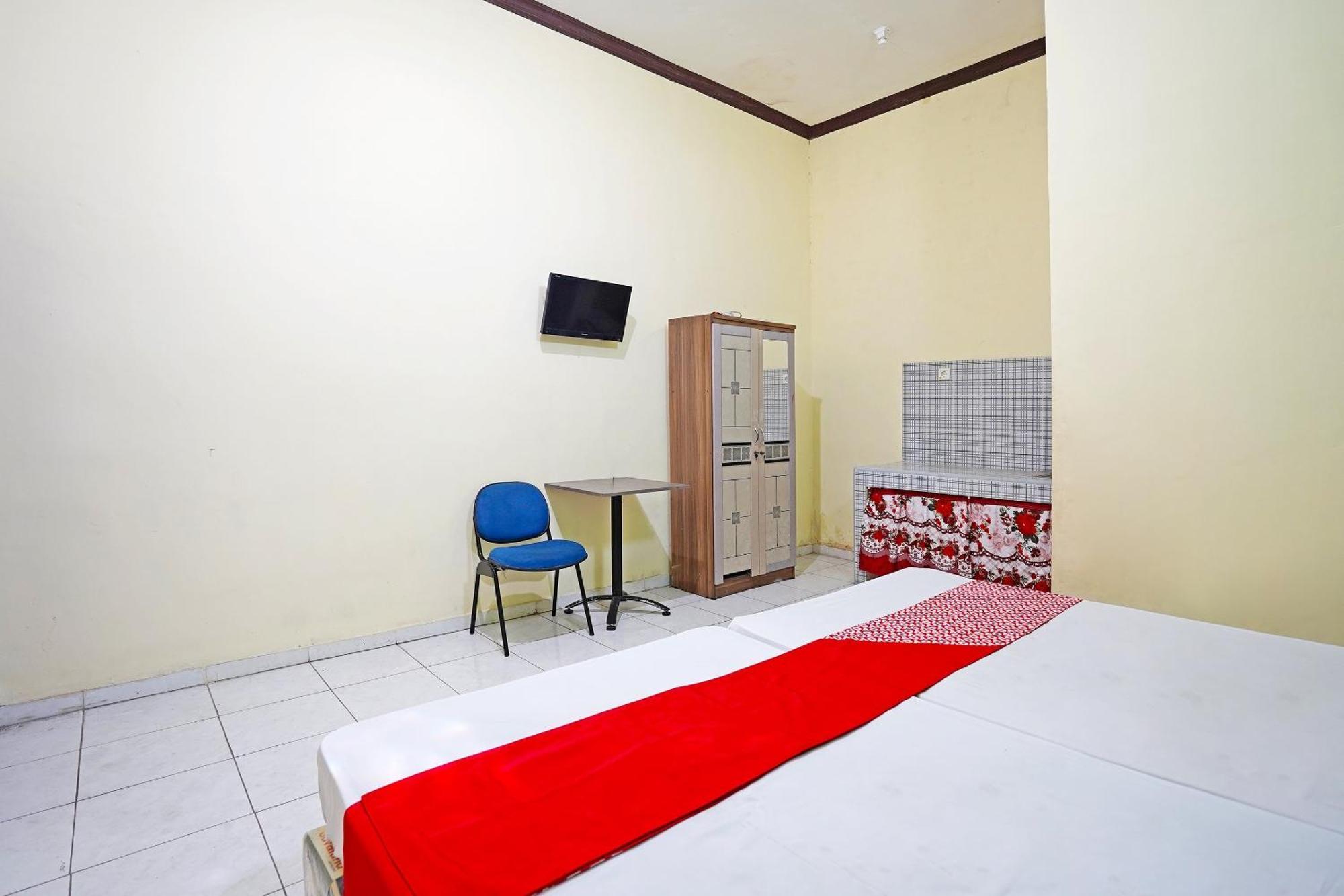 Oyo 91583 D'Cost Green Syariah Brebek Kültér fotó